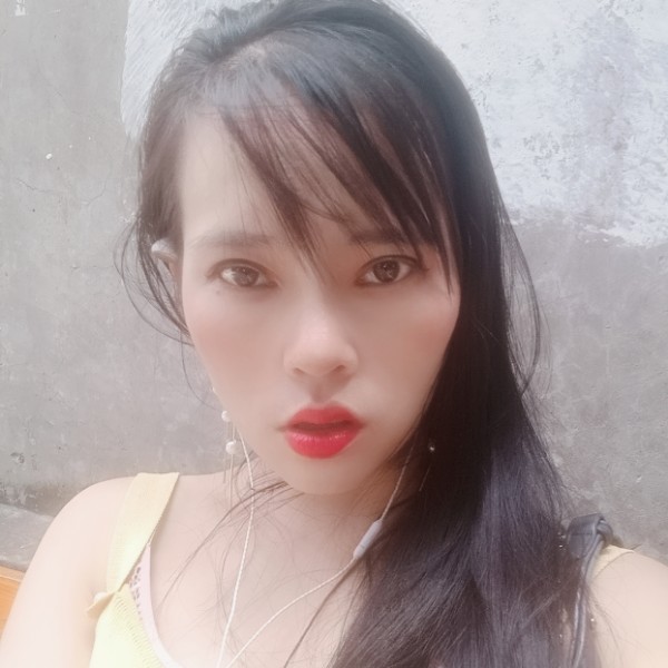 落霞笑甜甜的照片