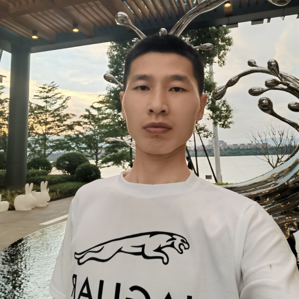 至尊建建哥的照片