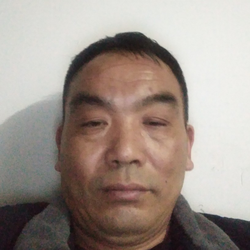 南鸢深拥狂野的照片