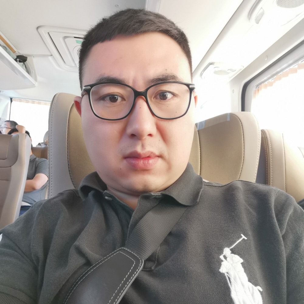 kiss胖胖的照片
