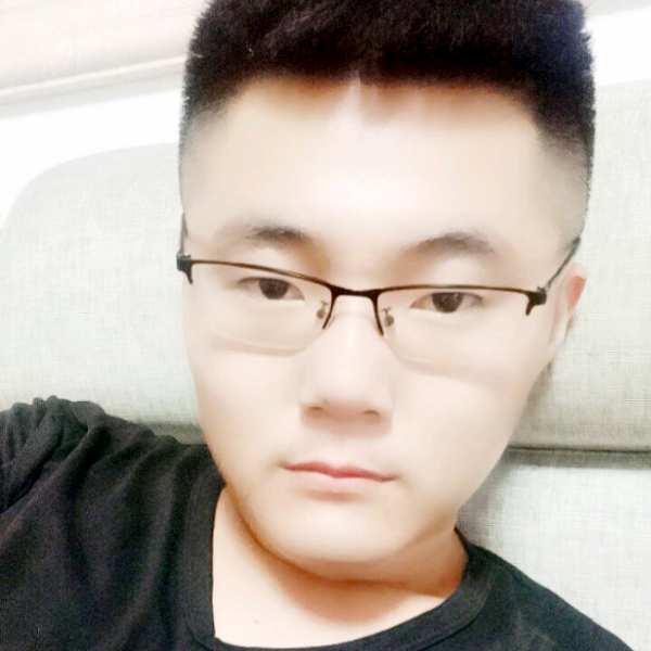 口红拾忆专一的照片