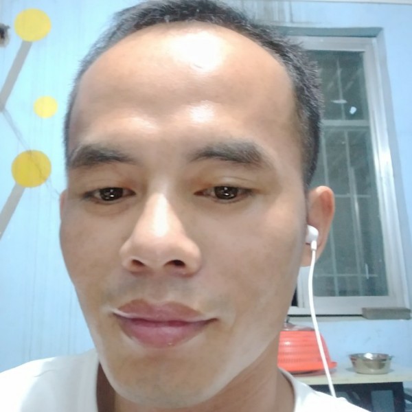 期待着与你牵手的照片
