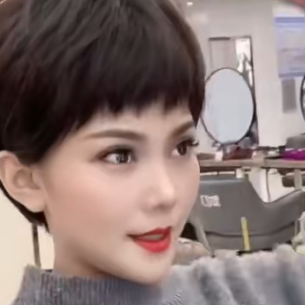 翅膀相许正直的照片