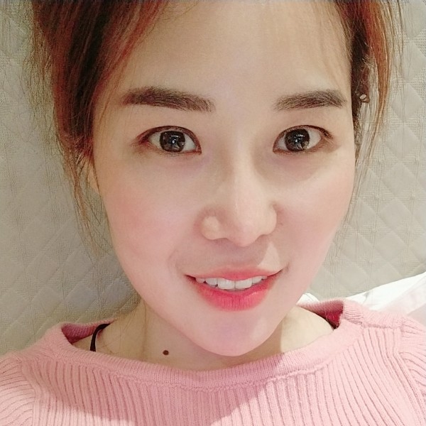 美丽俏佳人6的照片