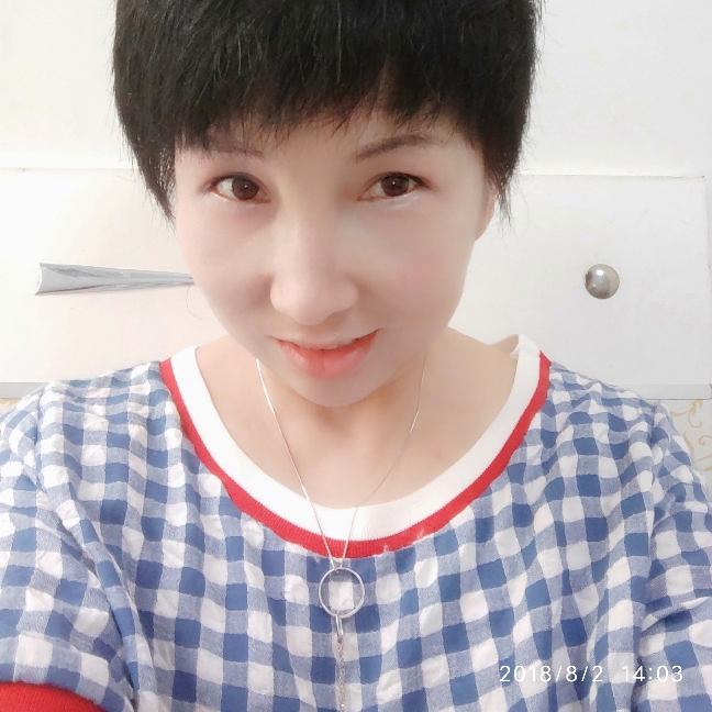 缠绵红尘的照片