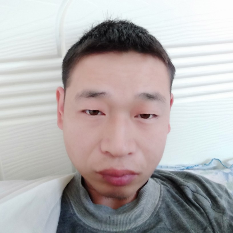 想人陪放弃冷月的照片
