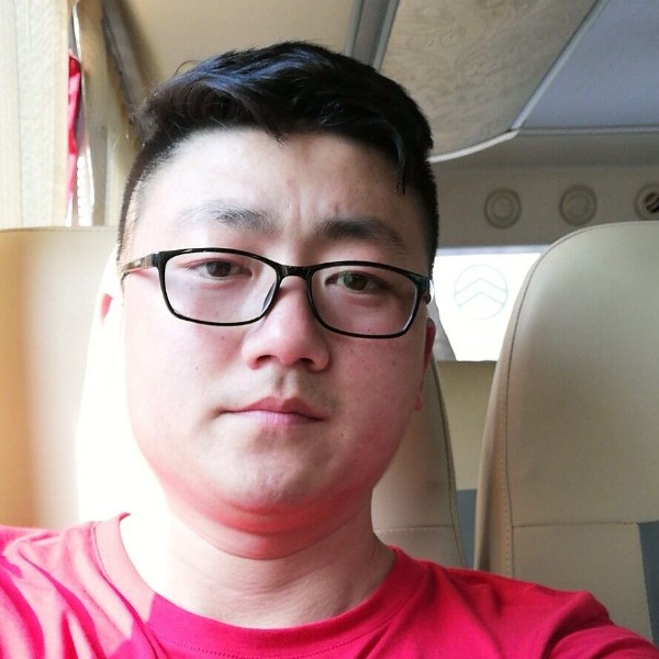筑梦青年的照片