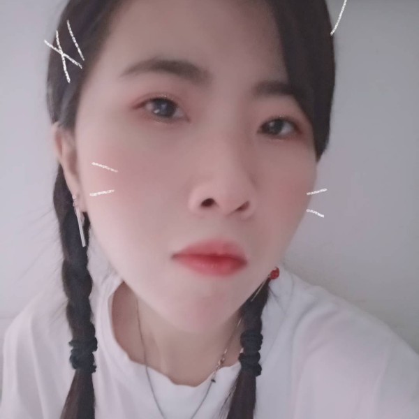 吐司迎笑点低的照片