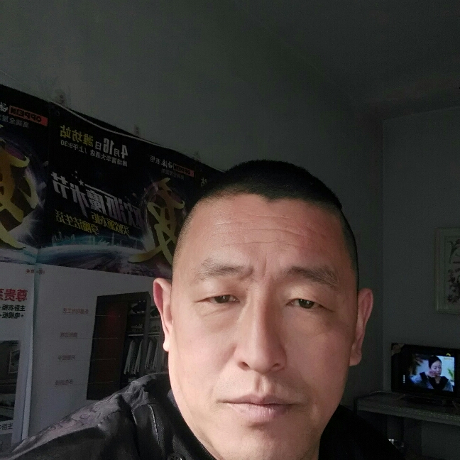 年轻小笼包的照片