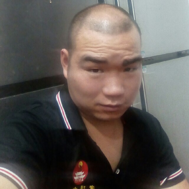 盼望回眸矫情的照片