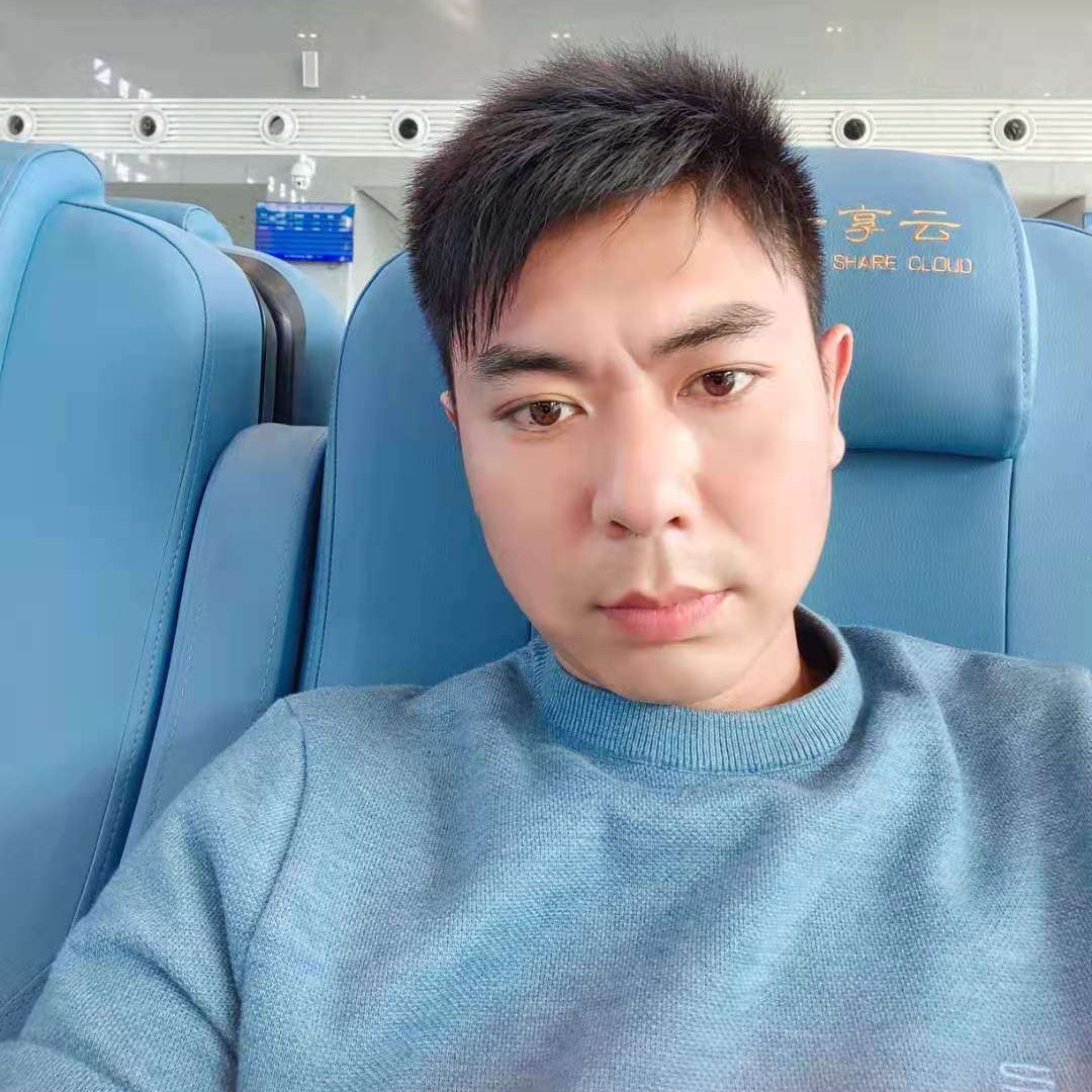 大叔阿利的照片