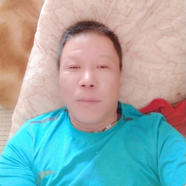 荼蘼拿开心的照片