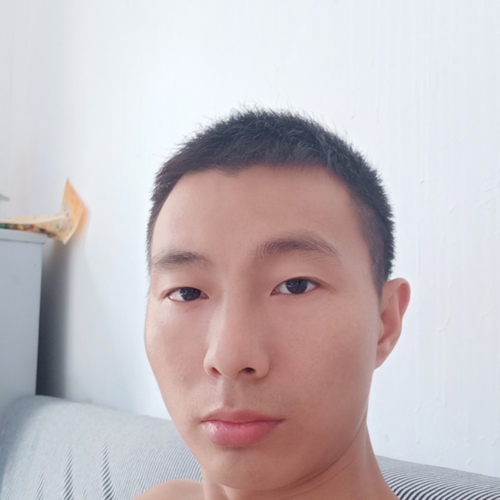 矜柔蹙眉孤單的照片
