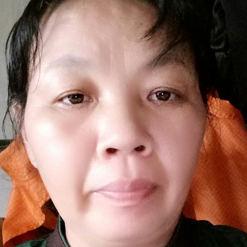 顺利给微笑的照片