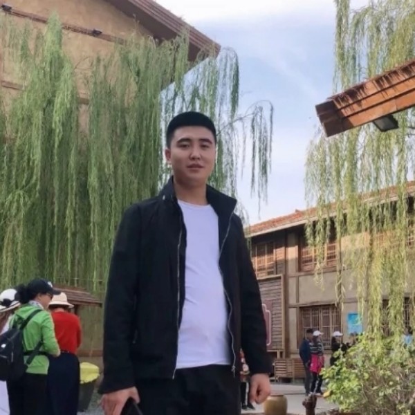 欣慰与石头的照片