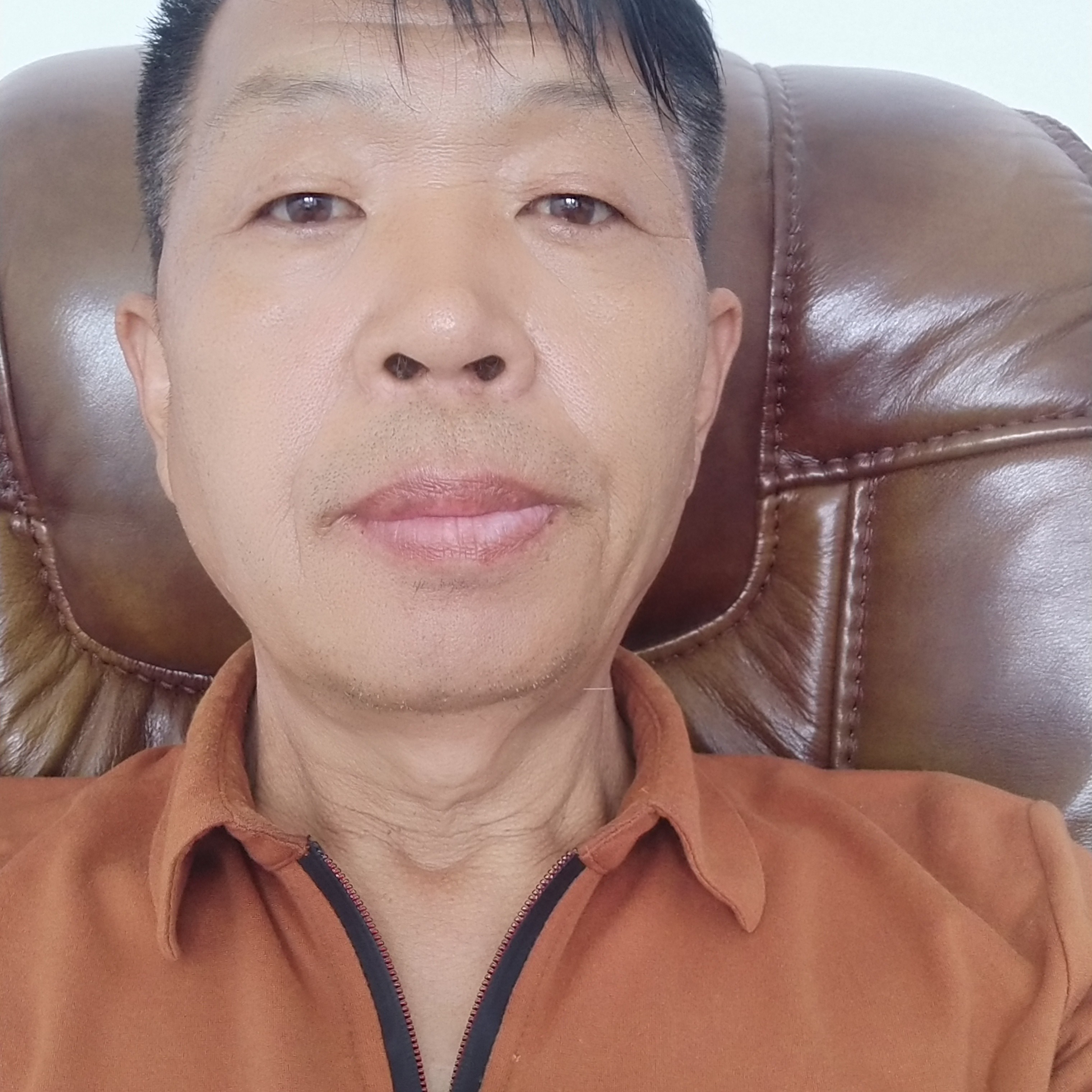 糖豆回眸帅气的照片
