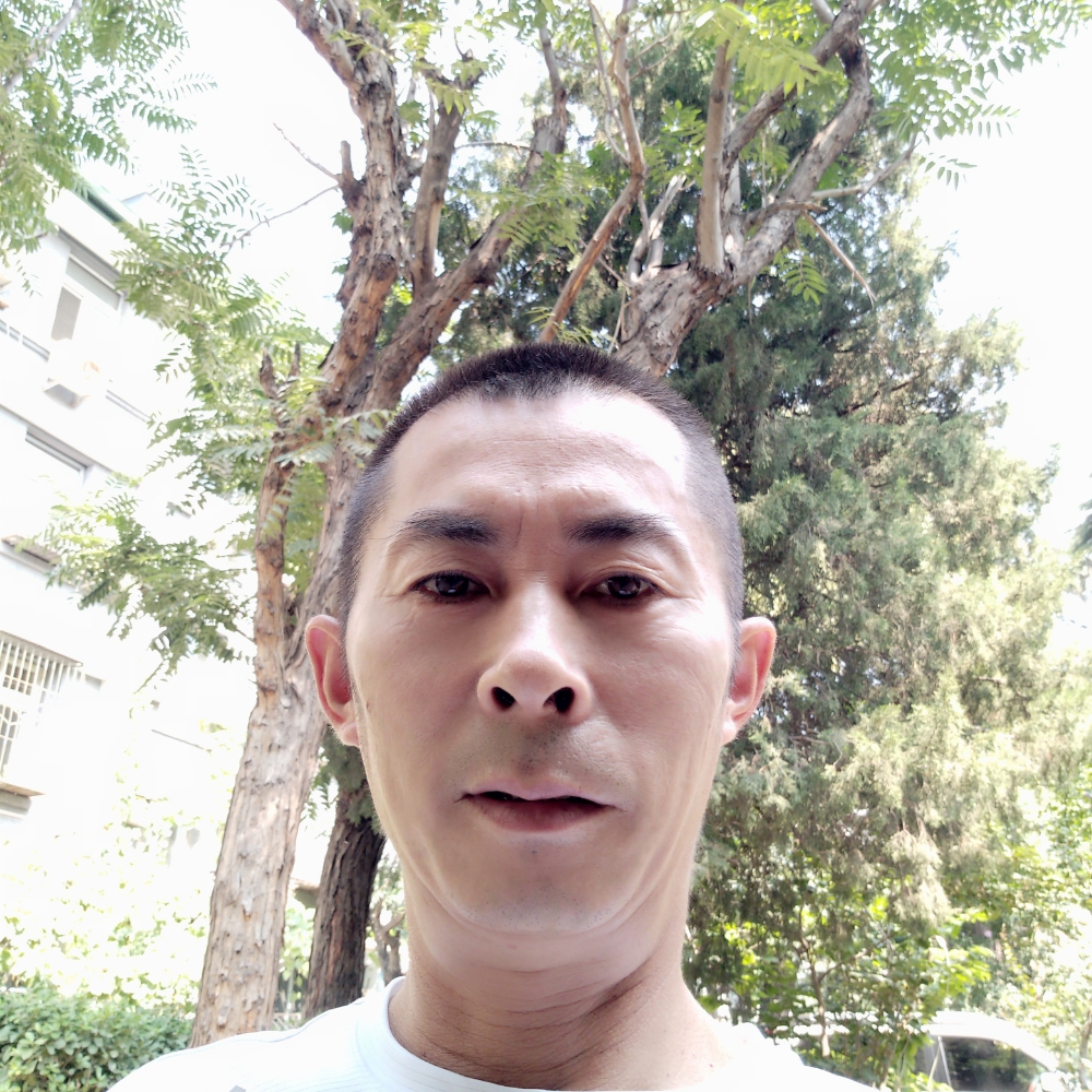 电灯胆还开朗的照片
