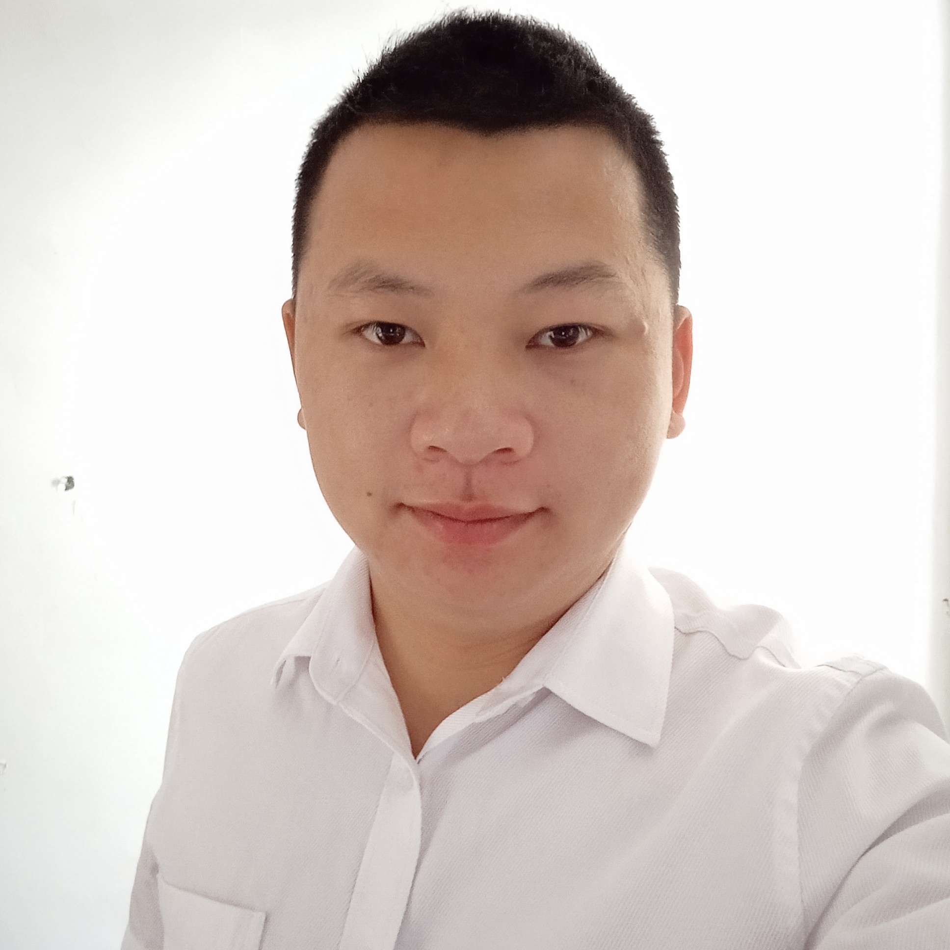 遇一人共一生的照片
