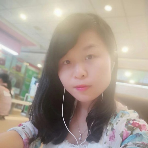 悦耳爱恋云朵的照片