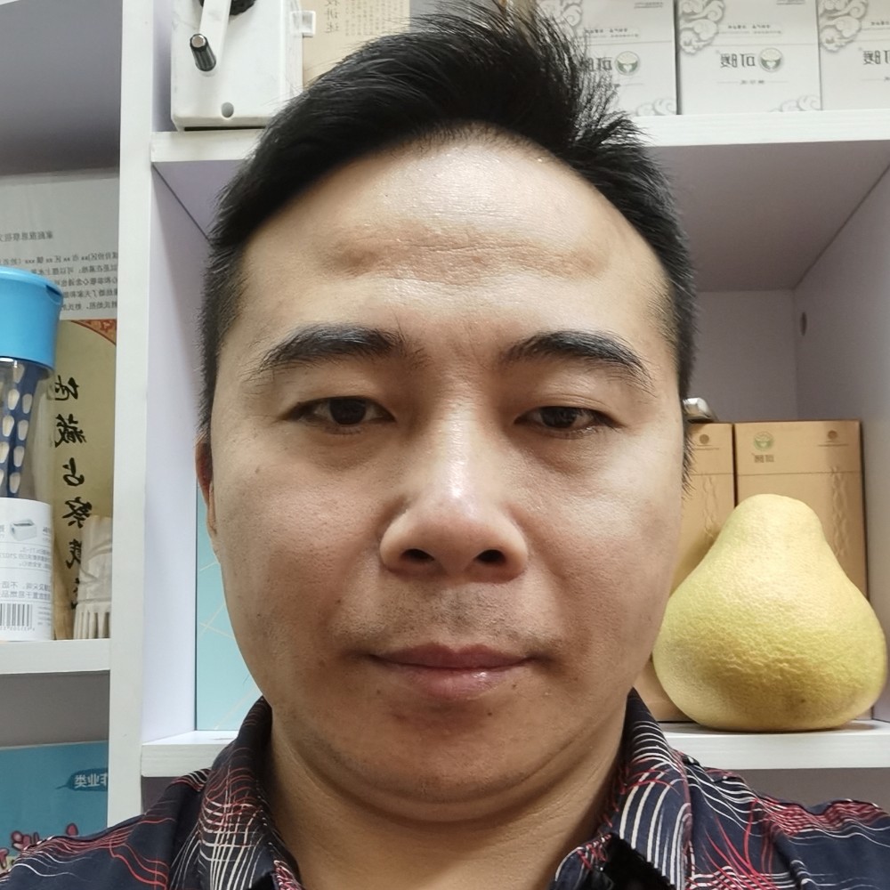 鳗鱼邂逅台灯的照片