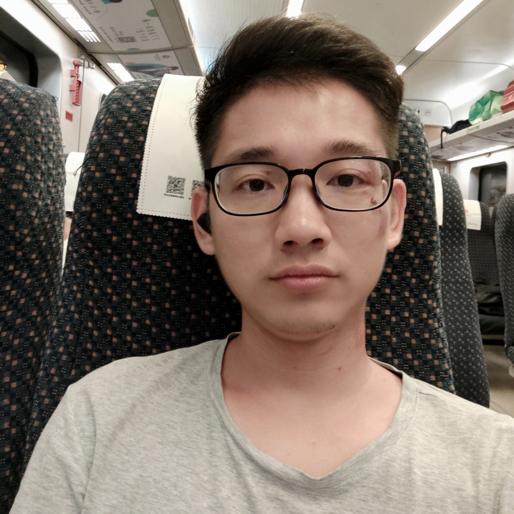 陈泳填的照片
