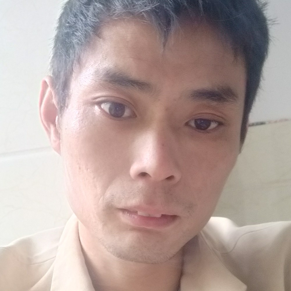 龚特的照片