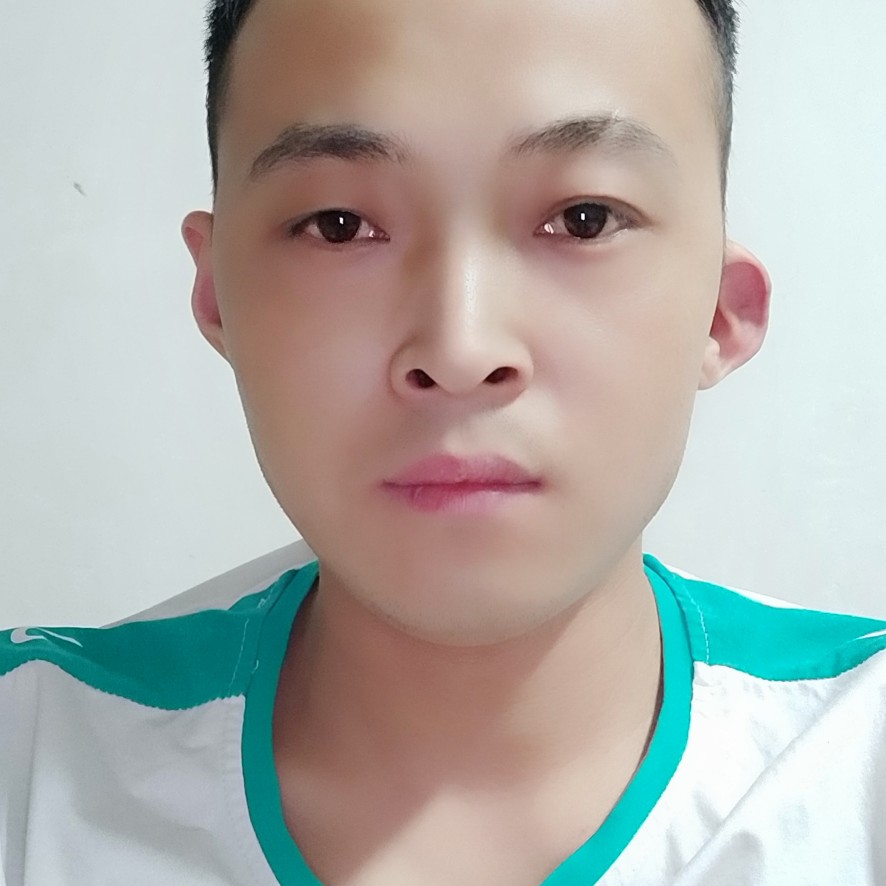方雷的照片