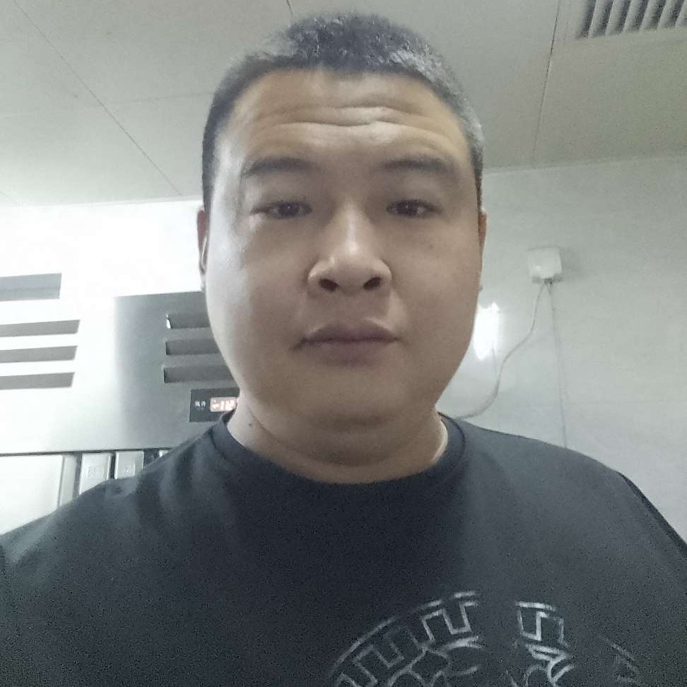 粗暴凝眸信封的照片