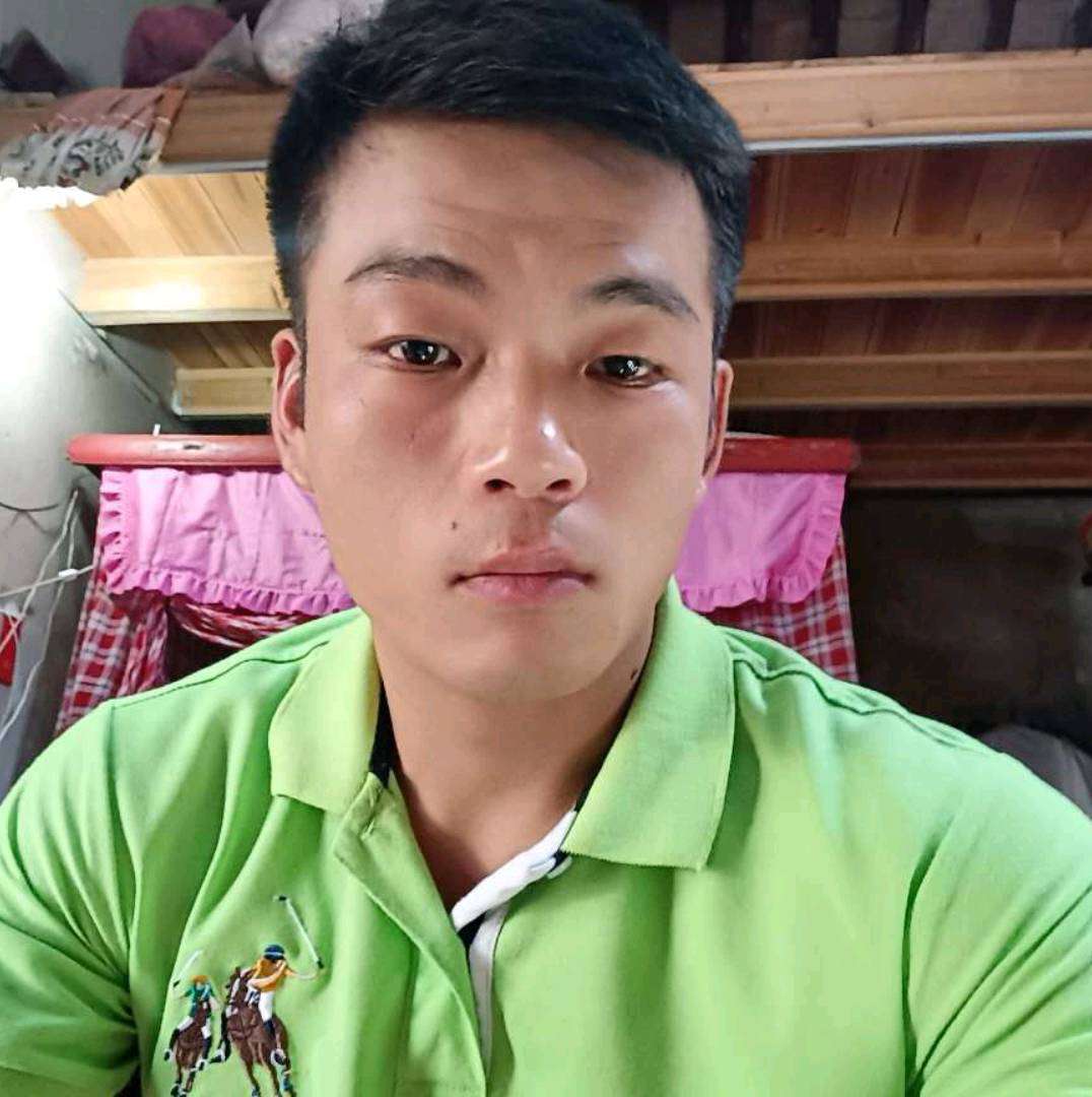 林长华的照片