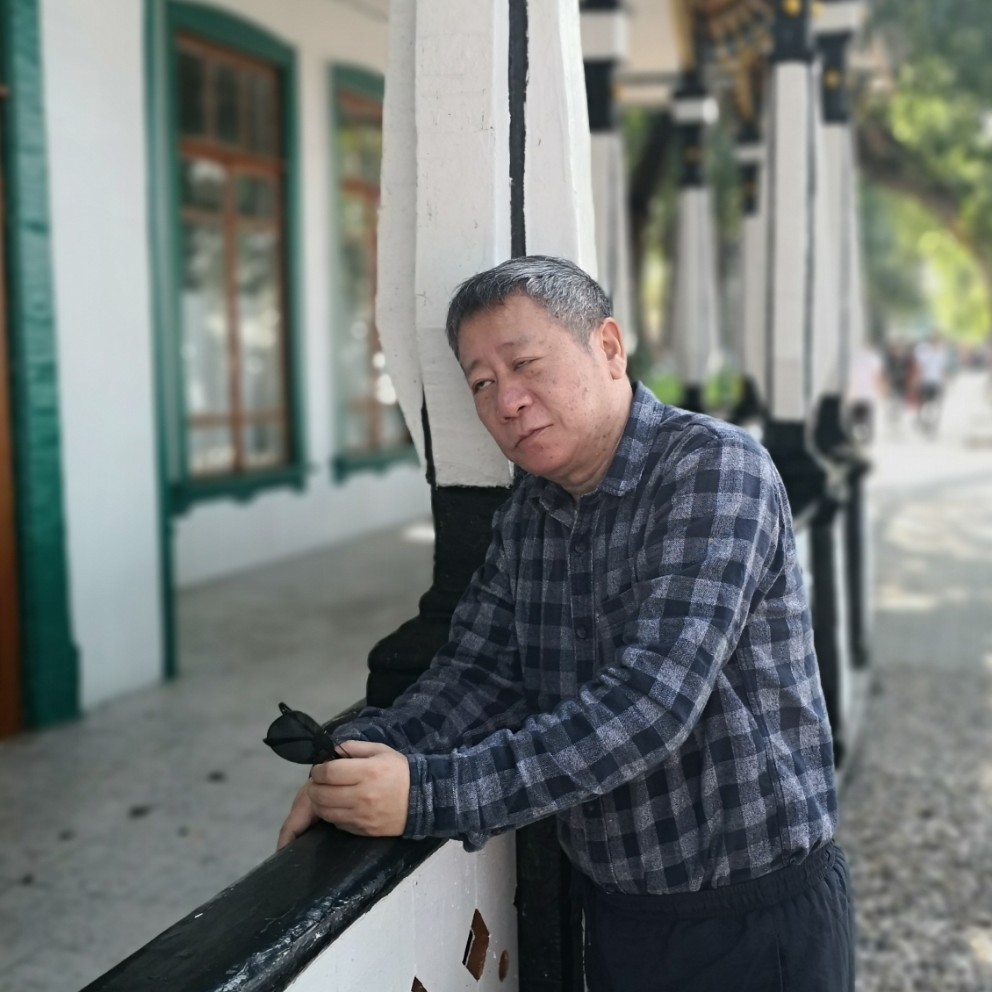 缱绻刻苦的照片