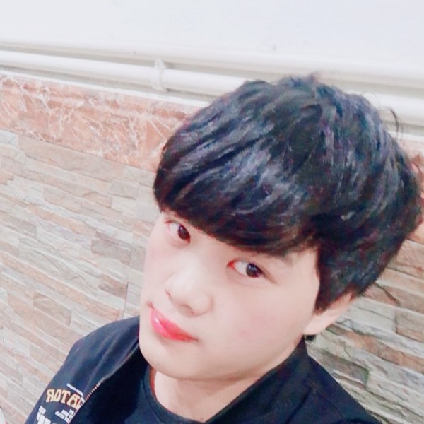 不喜欢孤独的人的照片