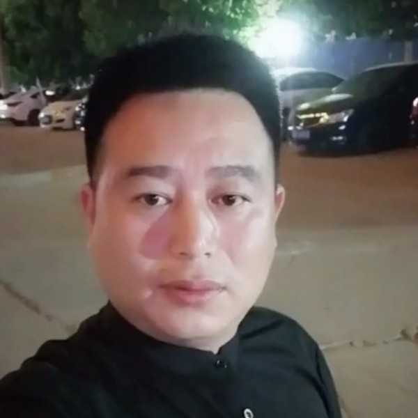 颠沛流离的人的照片