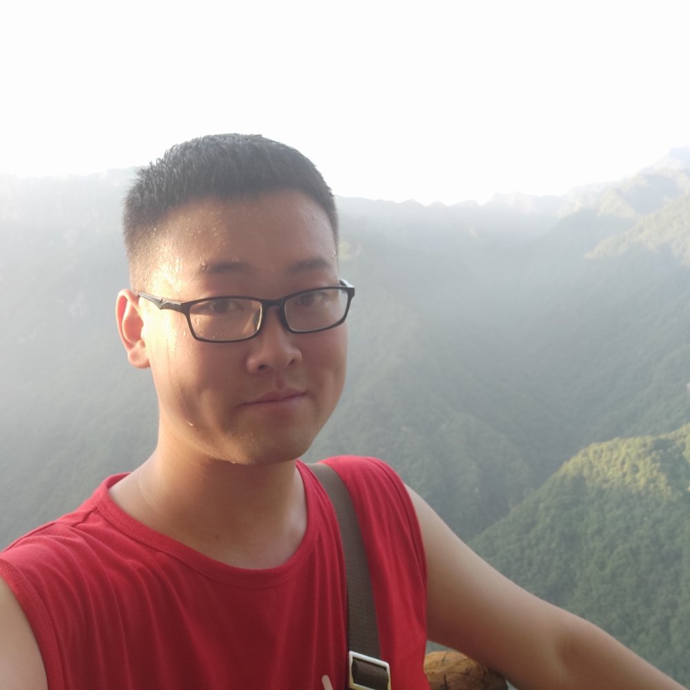 奇迹深拥激昂的照片