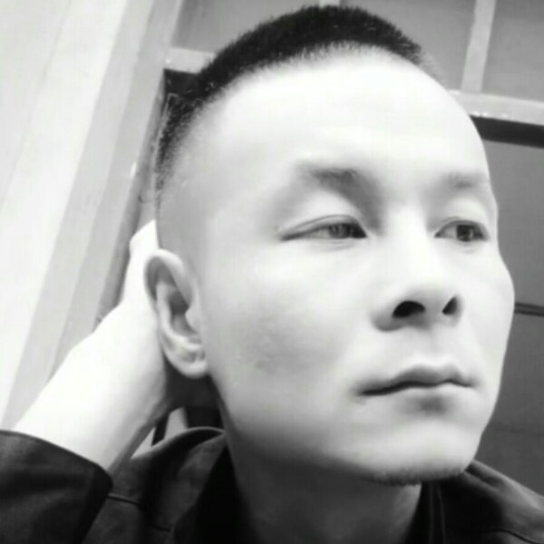 旧 故的照片