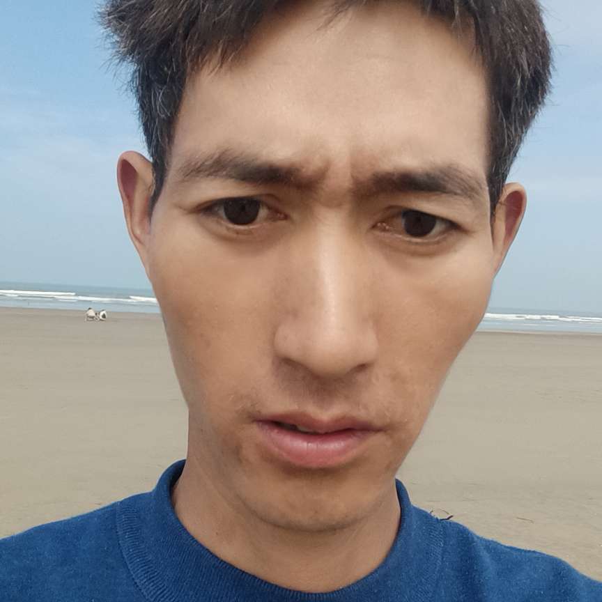 体贴的酒窝823的照片