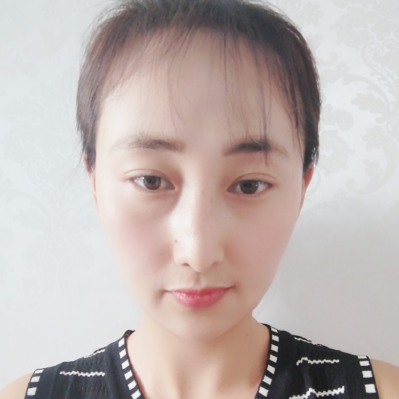 豌豆笑魁梧的照片