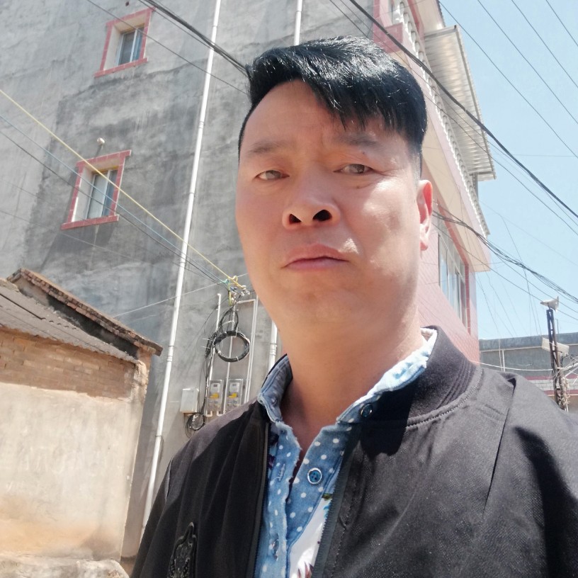 手链扯单身的照片