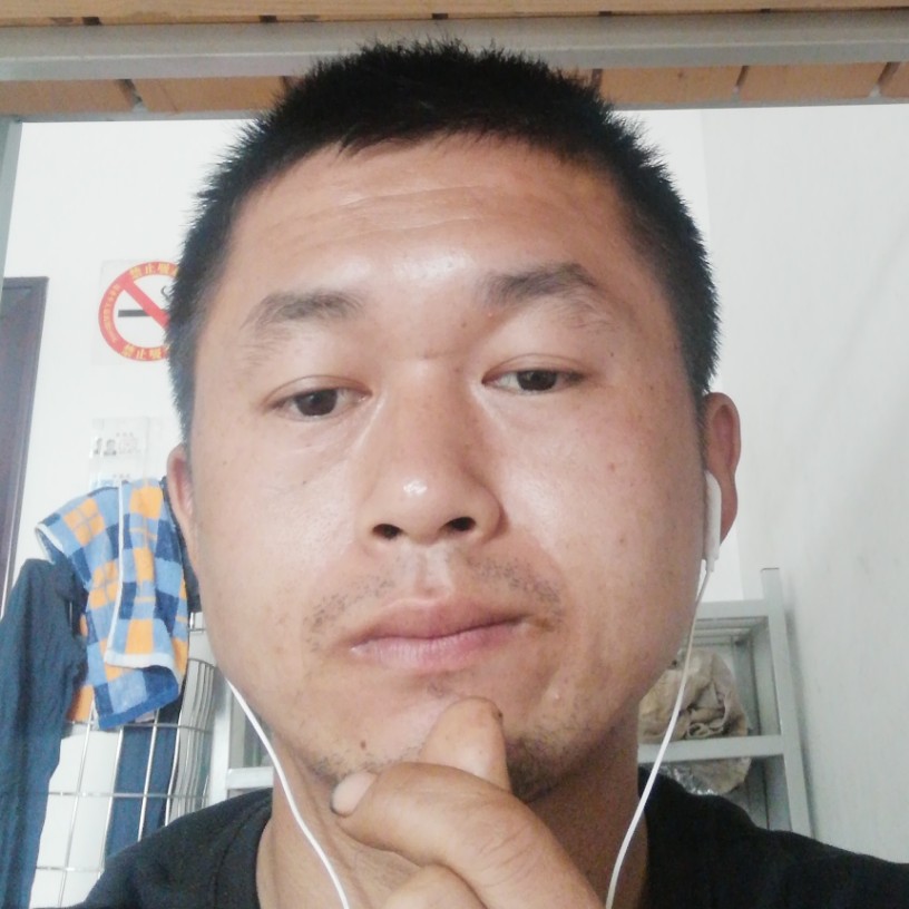 感情需要两个人的的照片