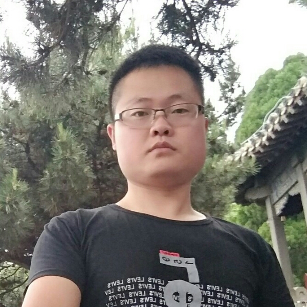小李哥215的照片