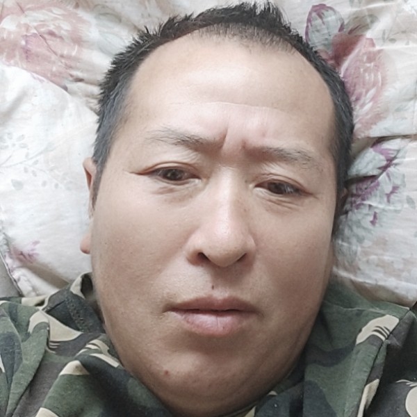 错落吃醋酒窝的照片