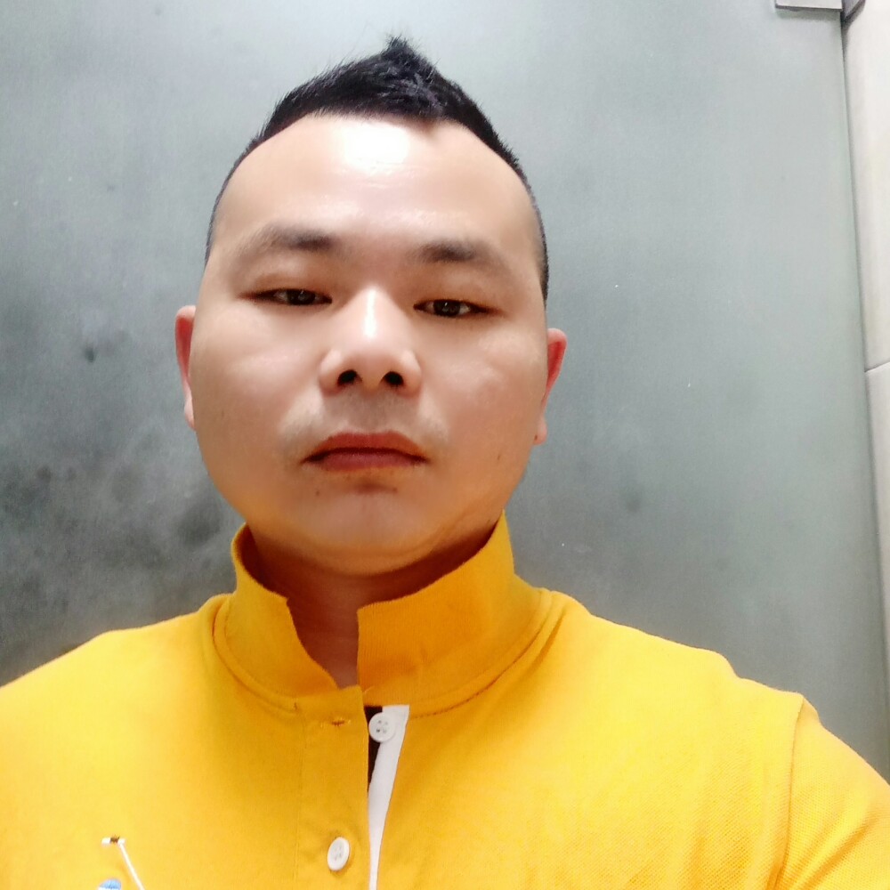 忧郁眼神的照片
