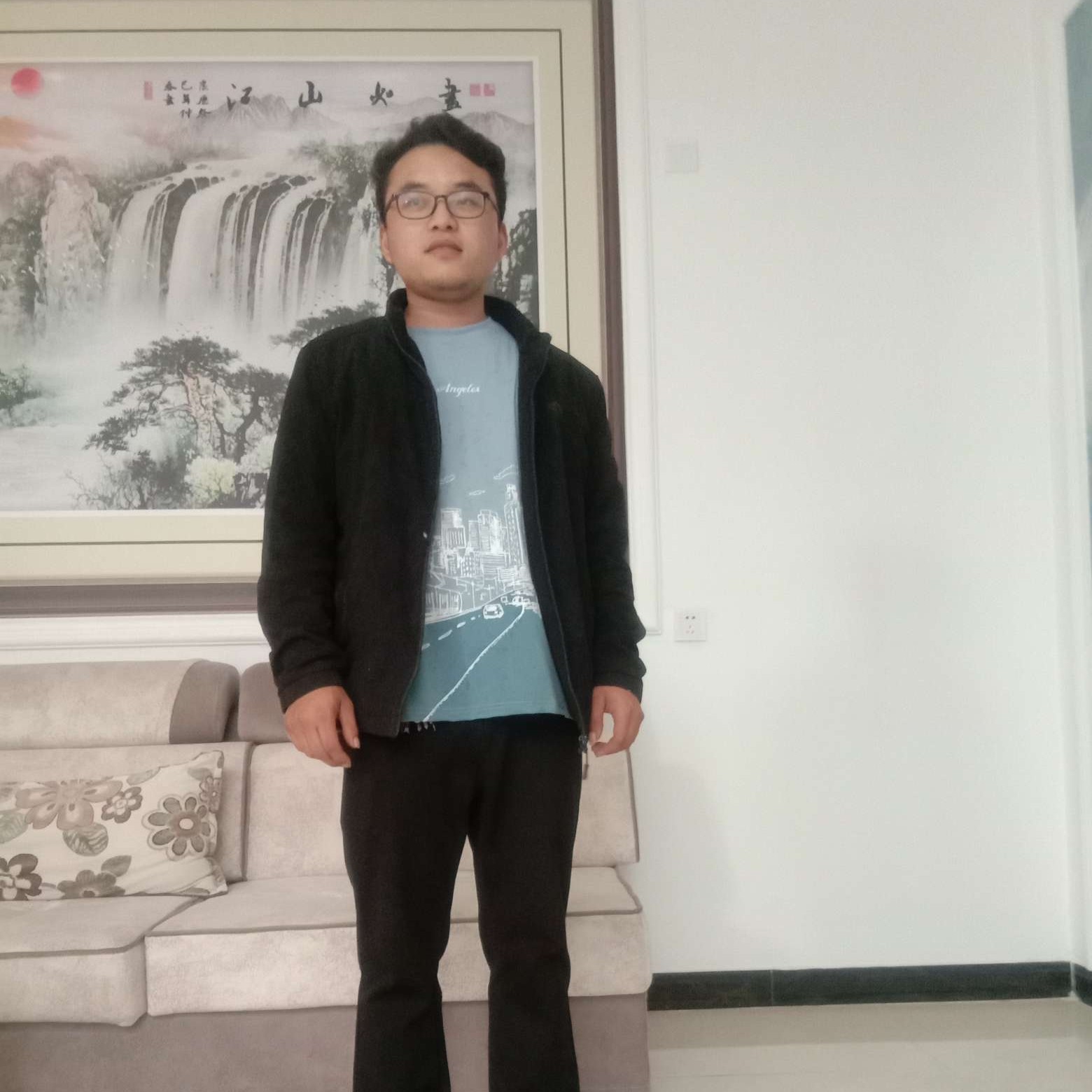 老迟到用水杯的照片