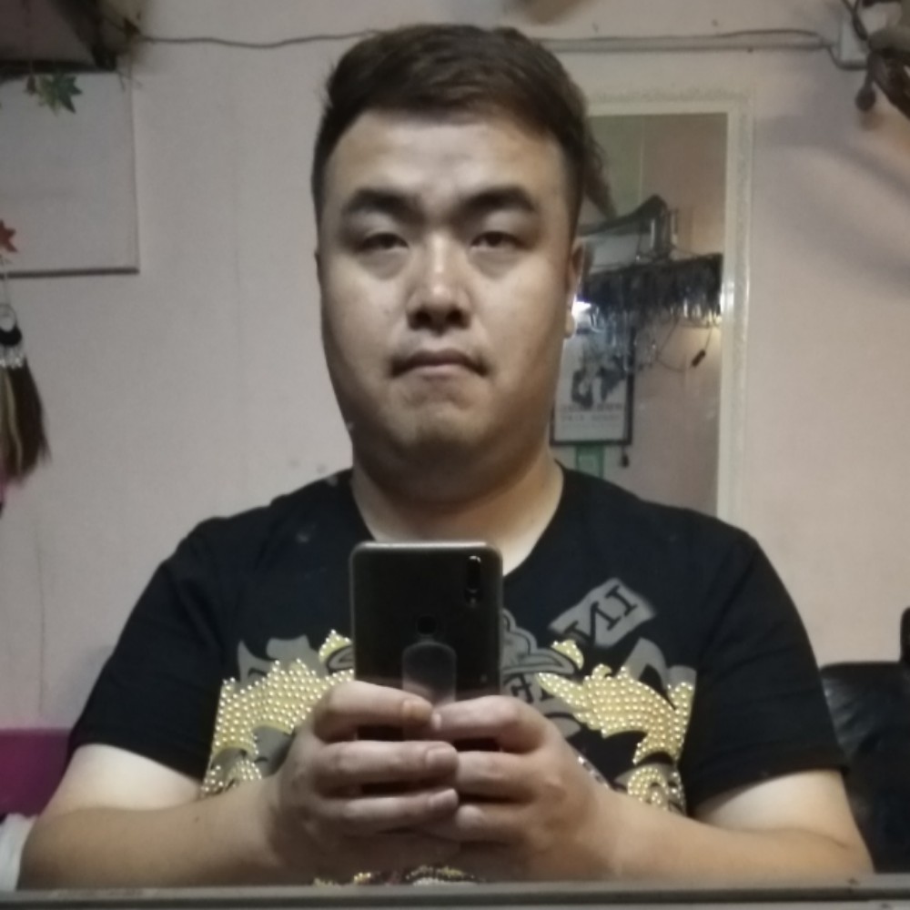 负责陌颜的照片