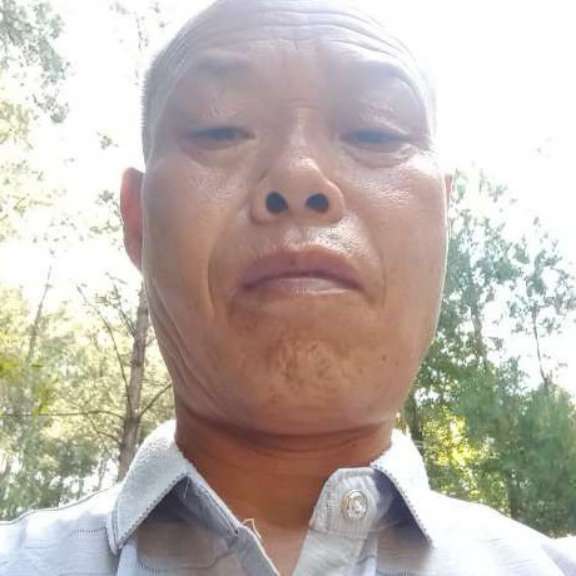 风中说诺言的照片