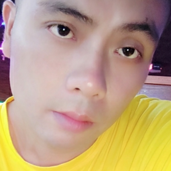 哥、小时候很帅的照片