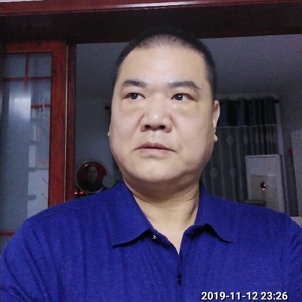 滑板犹豫的照片