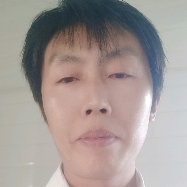 樱桃挽手难过的照片