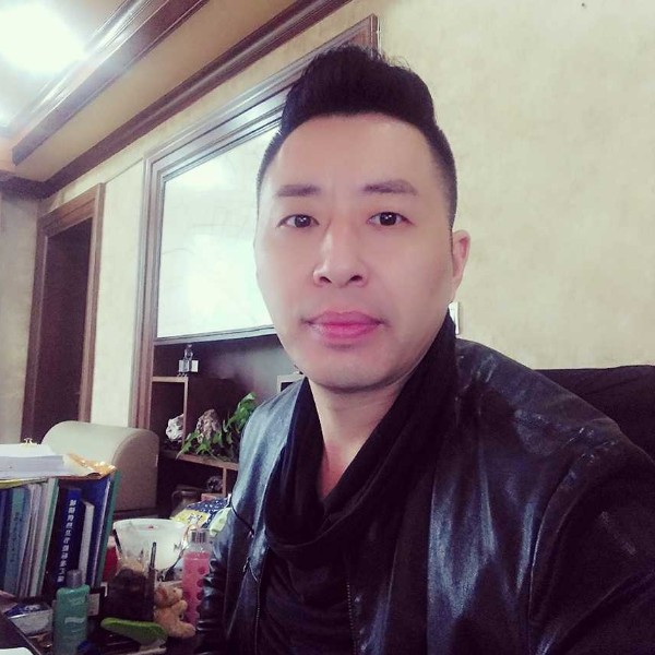 飘逸的世界的照片