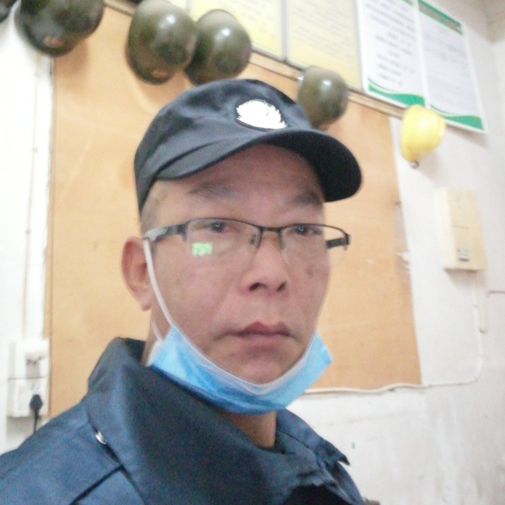 渴死的鱼飞风的照片