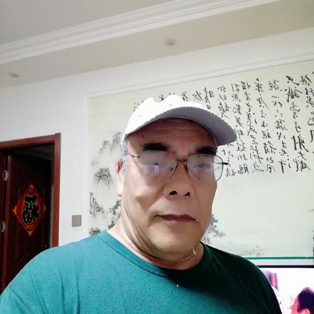 香氛笑清秀的照片
